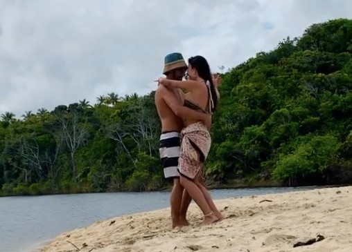 thaiala marido
